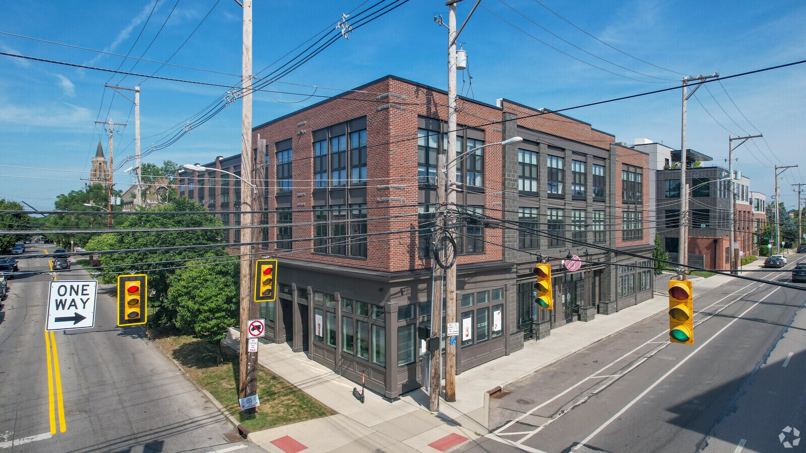 Photo - 869-875 N 4th St