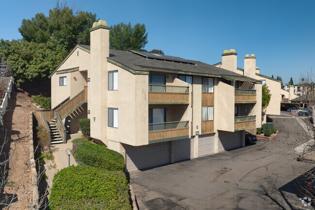 7780 Parkway Dr - Parkway Manor