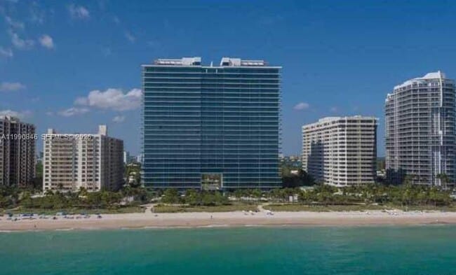 Building Photo - 10203 Collins Ave Unit 905