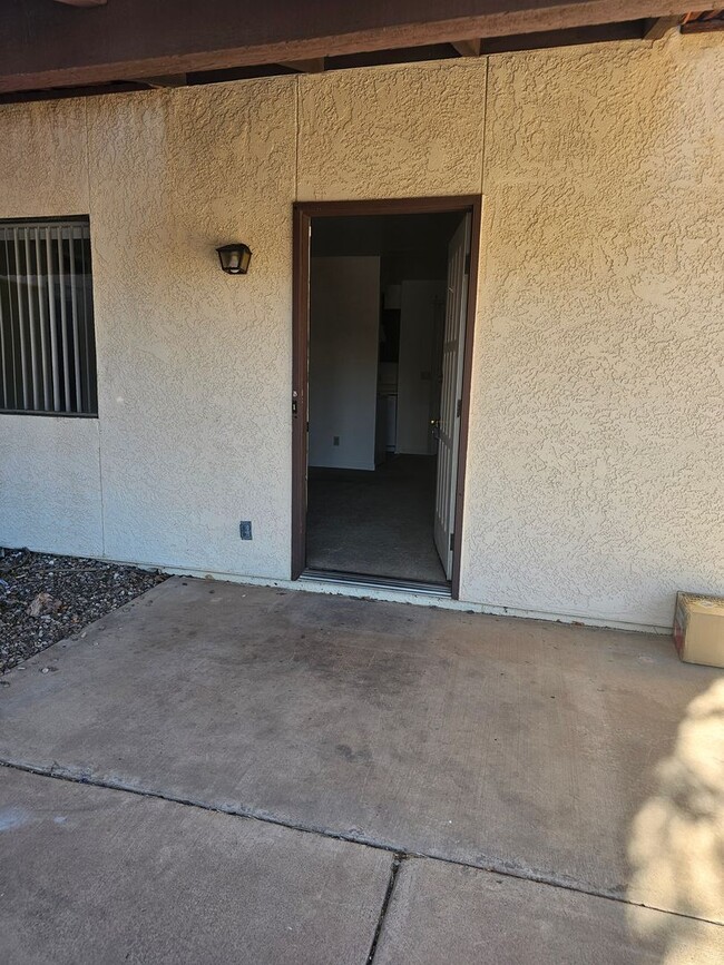 2 Bedroom 1 Bath Appartment with Washer & ... - 2 Bedroom 1 Bath Appartment with Washer & ... Casa