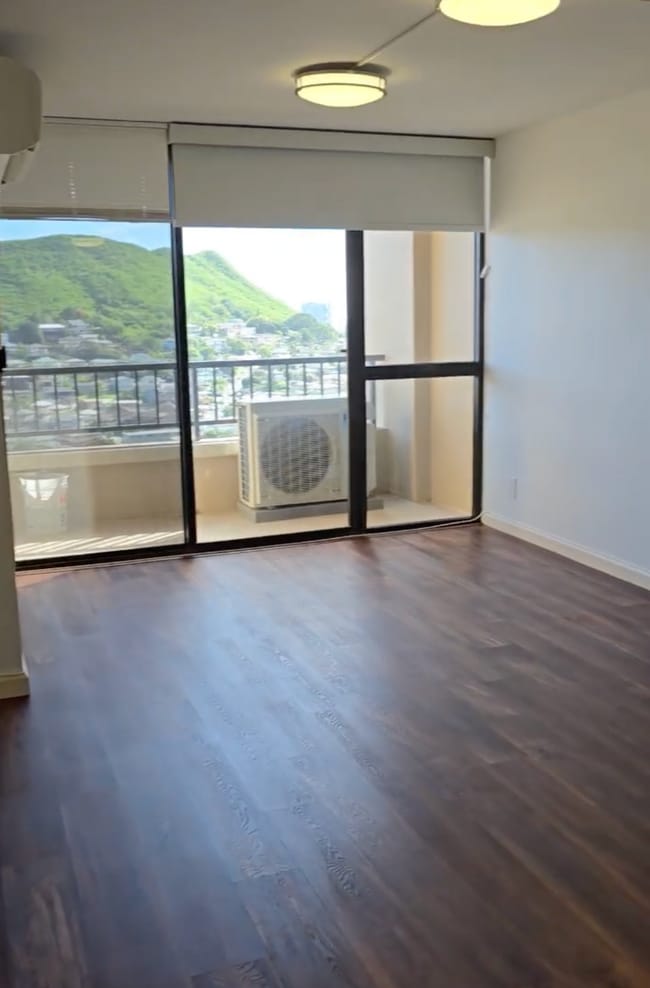 Building Photo - 55 S Judd St Unit 2102