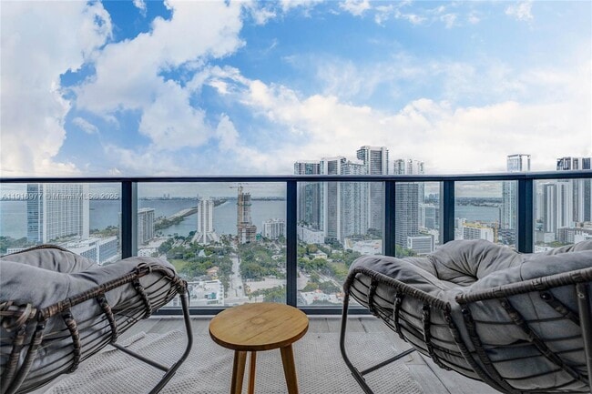 Photo - 121 NE 34th St Unit 2905