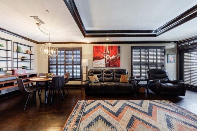 Photo - 3334 Peachtree Rd NE Unidad 1506