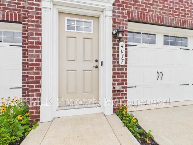 Photo - 4037 N Steels Cir