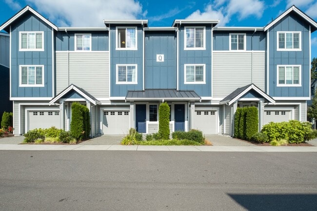 Building Photo - Spacious 3-Bed Townhome in Desirable Pond Community | Bothell - $3,200!!!