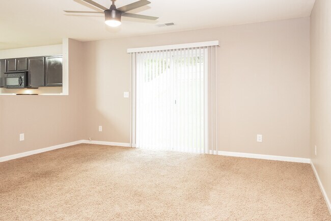 Photo - 192 Green Garden Dr