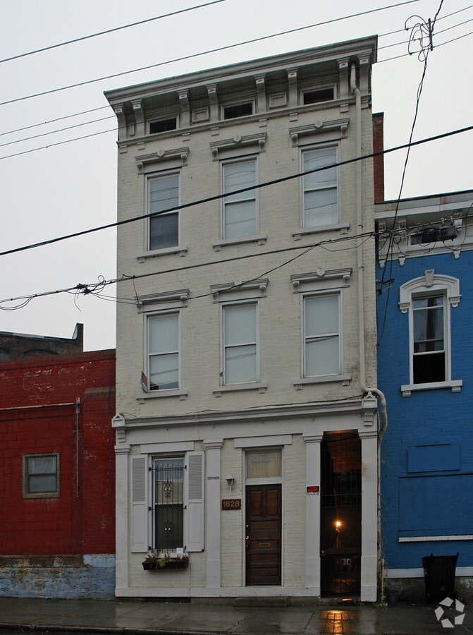 Photo - 1628 Walnut St