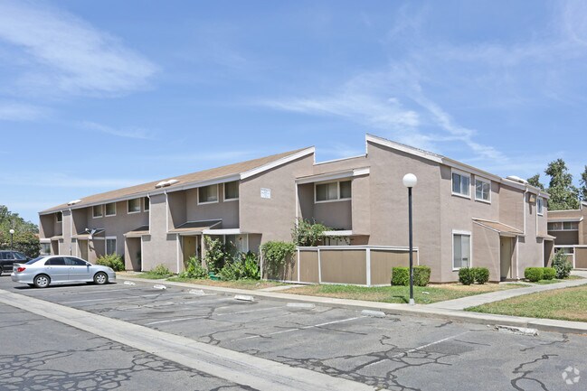 Photo - Merced Meadows Apartments