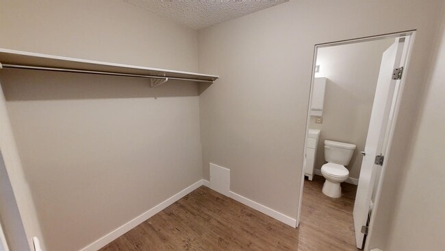 Photo - 9926-9105 105 Ave Unit 303