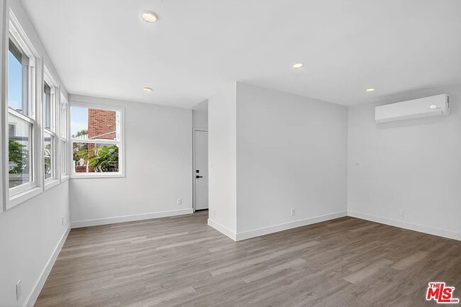 132 S Edgemont St Unit 132