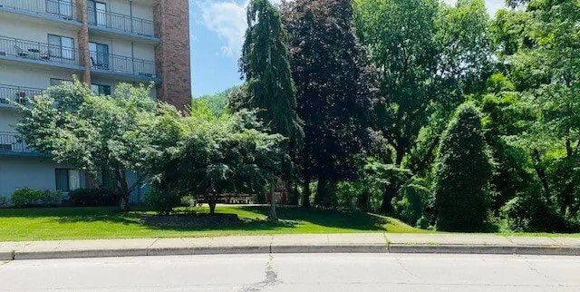 Photo - 1 Kanawha Terrace