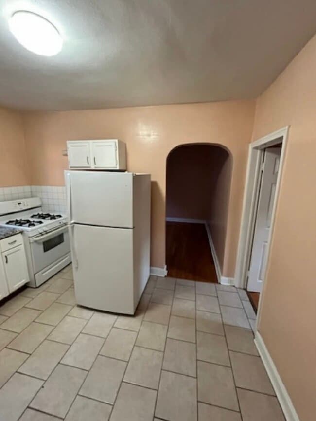 Photo - 5048 W Henderson St Unidad 2R