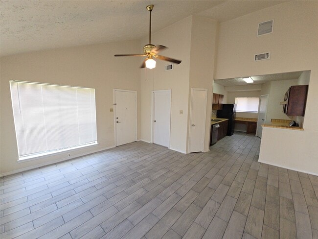 Photo - 3930 Mohlerbruk Dr