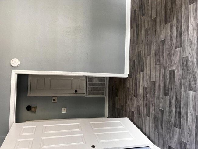 Photo - 202 Sheppard Rd