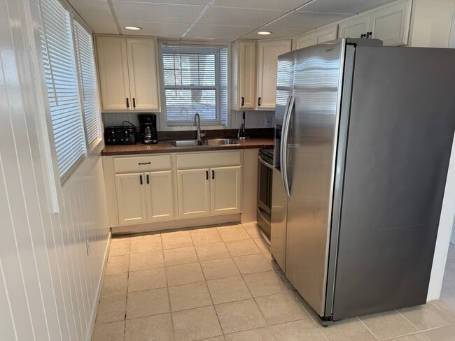 Photo - 187 Taylor Ave Unit 1