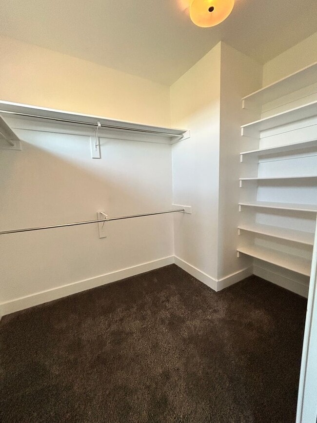 Photo - Stunning luxury rental!