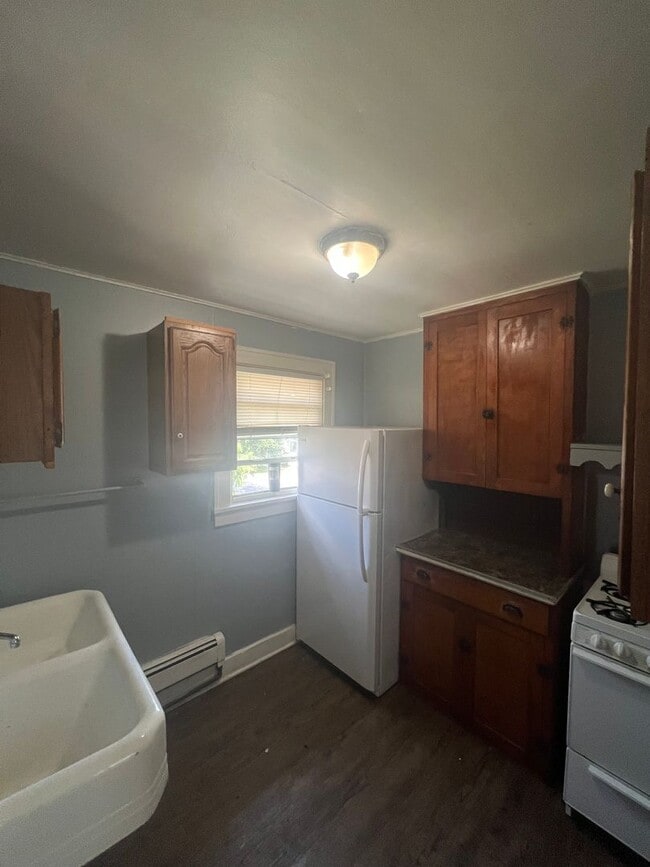 Building Photo - 111 W 7th St Unit 2F Rental