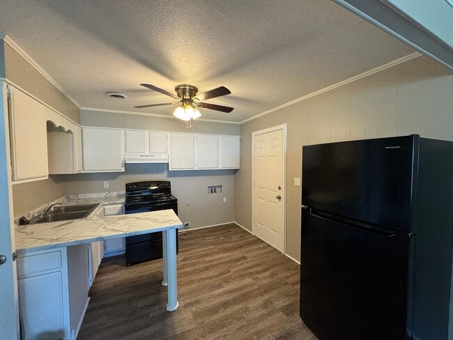 Photo - 118 Willow Ln Unit B