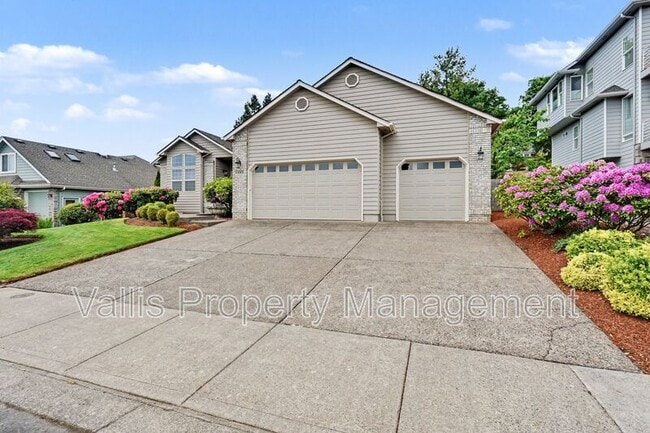 Photo - 1441 Ranier Loop NW