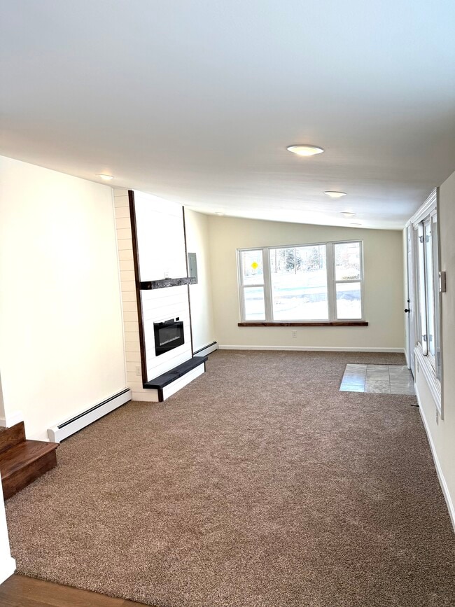 Photo - 1235 Bloom Rd