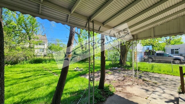 Photo - 20609 Hillgrove Ave