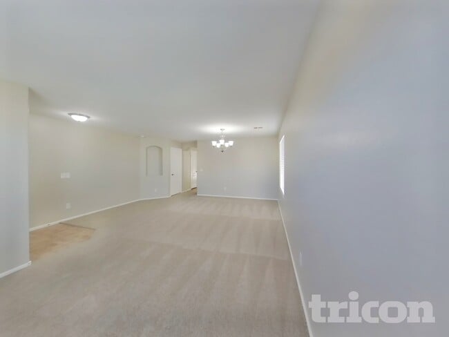 Photo - 1275 E Shari St