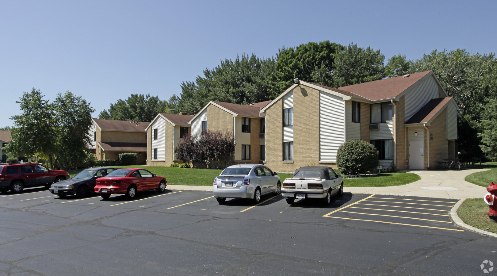 Evergreen Square of Cudahy - Senior/Disabled - Evergreen Square of Cudahy - Senior/Disabled Apartamentos