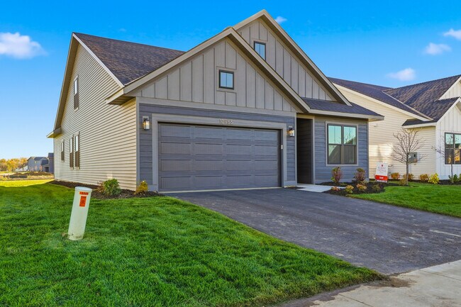 Photo - 10965 37th St N