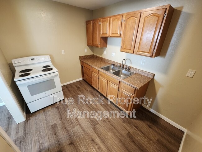 Photo - 610 W 22nd St