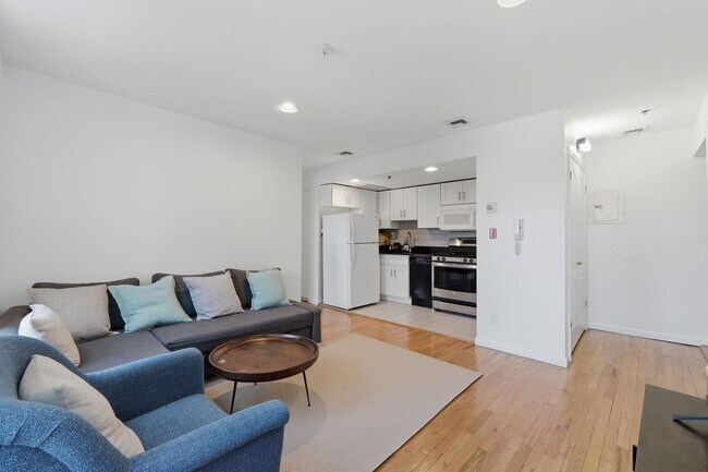 Photo - 457 2nd St Unit 6