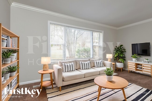 Photo - 212 Sam Pate Dr