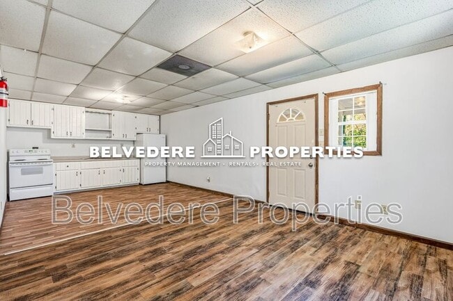 Photo - 1210 Valley View St