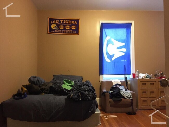 Photo - Highly sought after BU unique...