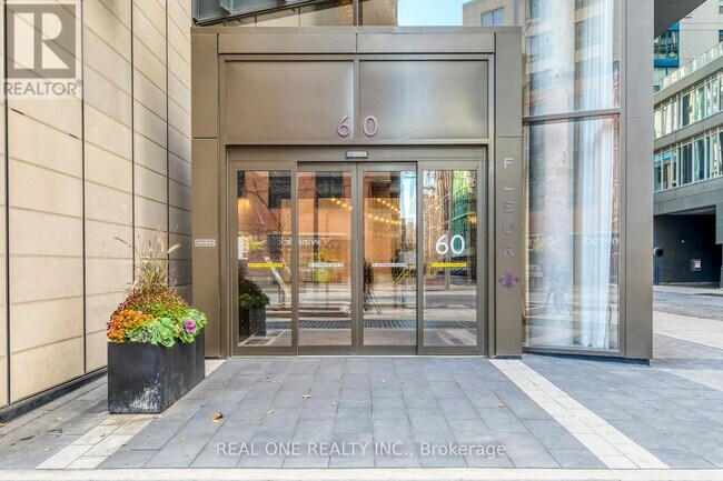 Photo - 60 Shuter St Unit 303
