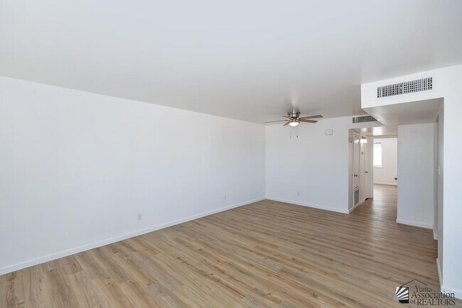 Photo - 1286 W 20th Pl