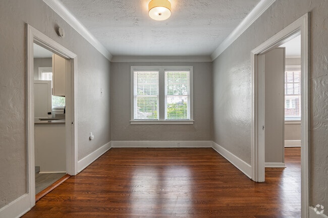 2HAB, 2BA - 1200 pies cuadrados - The Avalon