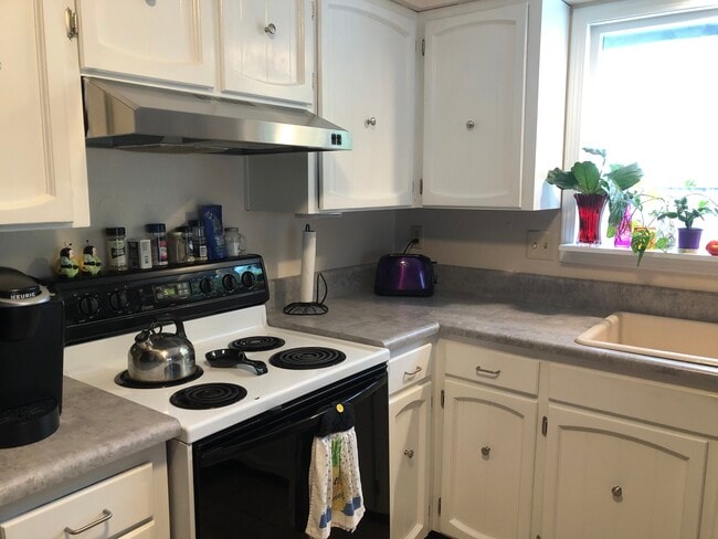 Photo - 228 Teakwood Dr