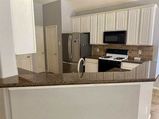 Photo - 118 N Willow Point Cir