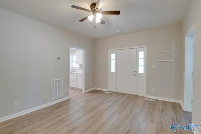 Photo - 310 Rock St SE Unidad 310 Rock Street - B