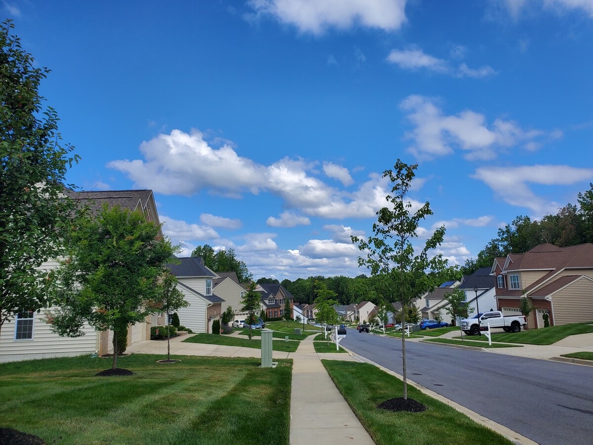 Photo - 820 Chatsworth Dr
