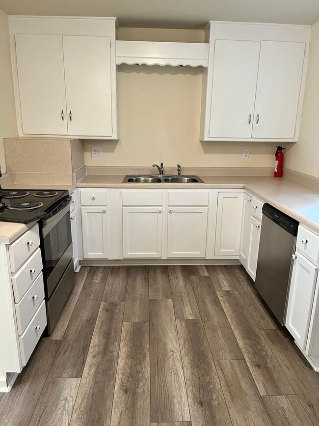 Photo - 3 Bedroom House in Normaltown