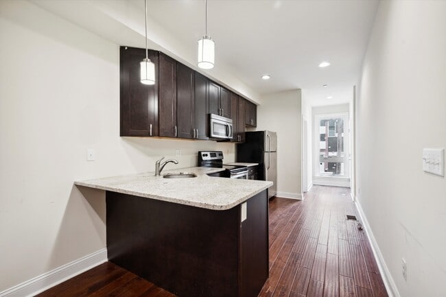 Building Photo - 1521 W Seybert St Unit A
