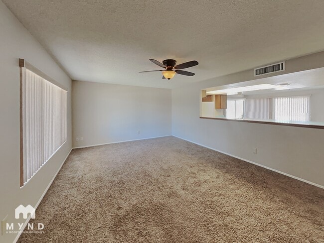 Photo - 4250 E Kiowa St