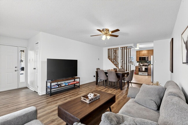 Photo - 146 W Felton Ave Unidad SI ID1472913P