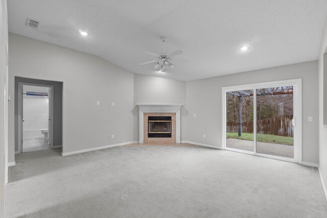 Photo - 312 Peggy Dr