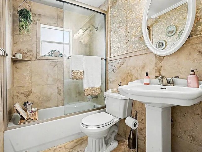 Photo - 2810 Sandwell Dr