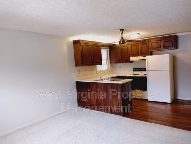 Photo - 184 Wyndale Dr Unit 23