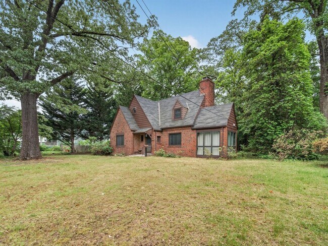Photo - A Beautiful Tudor House in University Park