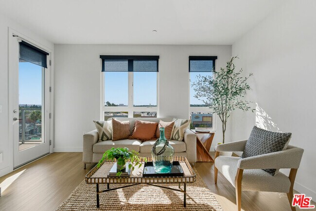 Photo - 10601 Washington Blvd Unit 428