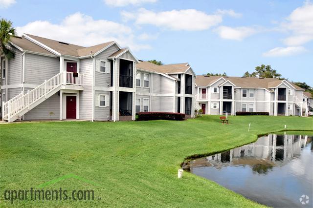 Colonial Pointe Apartments Off Campus Housing Orlando Fl Colonial Pointe Apartments